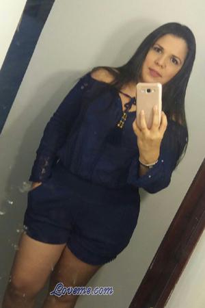 168696 - Yurein Age: 37 - Colombia