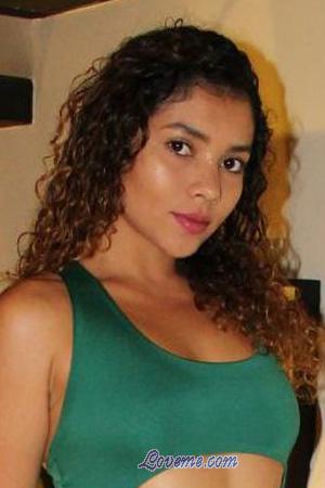 213953 - Fernanda Age: 28 - Costa Rica